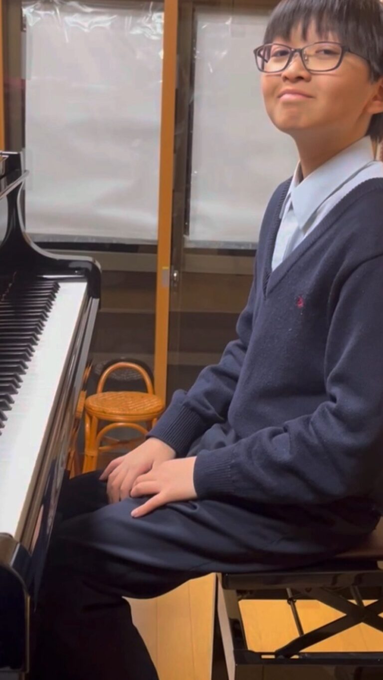 Instagram post from kako.kako.agare. This post is in position 1.